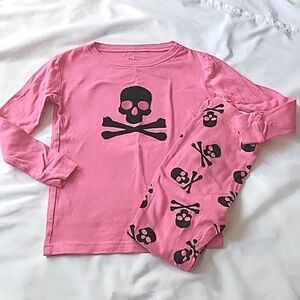 NWOT Girls Skull Pajamas Sz8